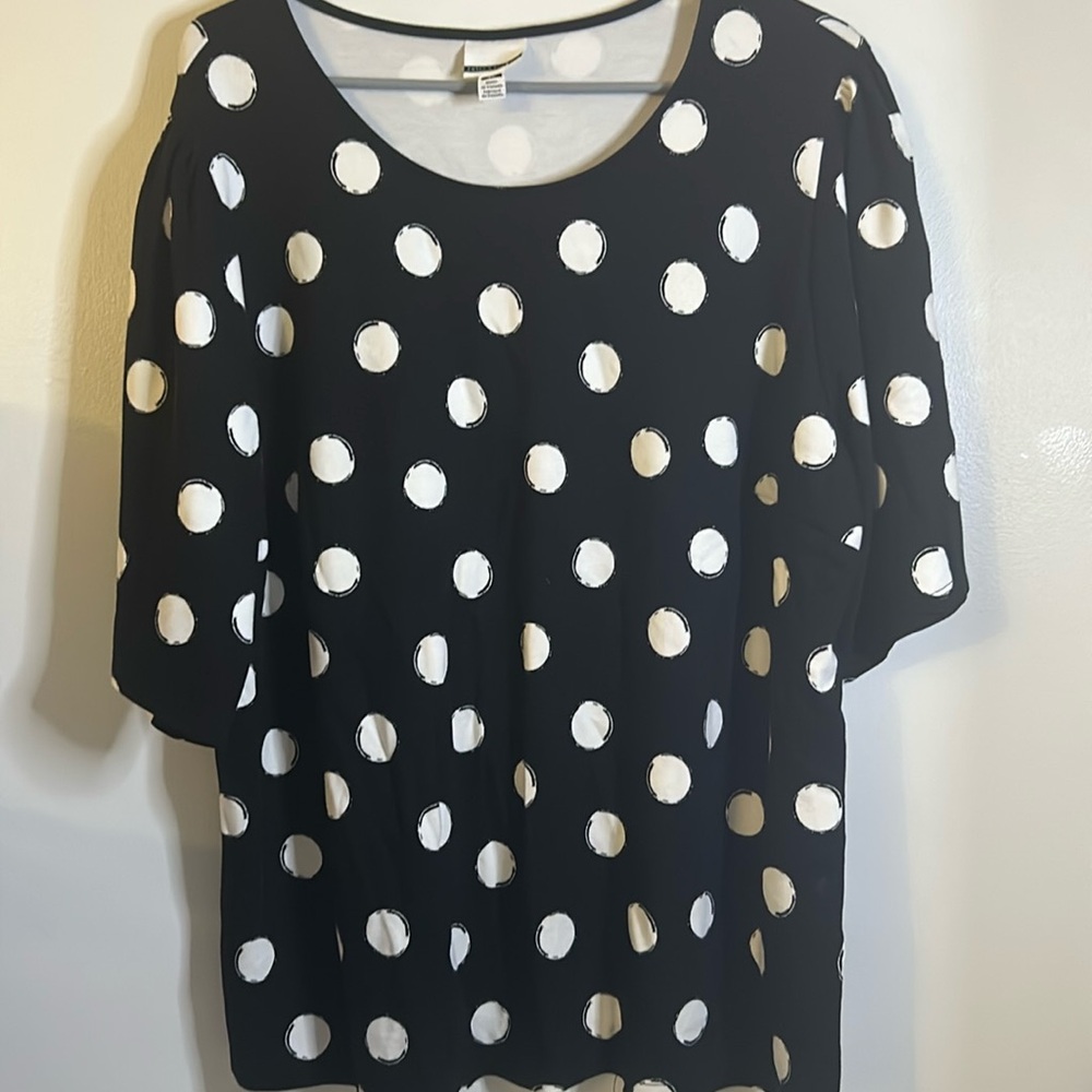Jules & Leopard white black short sleeve top size 3x white circles casual